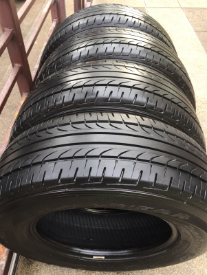 ยาง Goodyear 215 70 15 กลางปี16 ดอกเต็ม ไม่มีปะ ใช้ยาว ราคาไม่แพง
