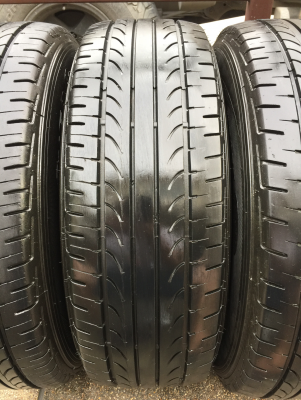 ยาง Goodyear 215 70 15 กลางปี16 ดอกเต็ม ไม่มีปะ ใช้ยาว ราคาไม่แพง