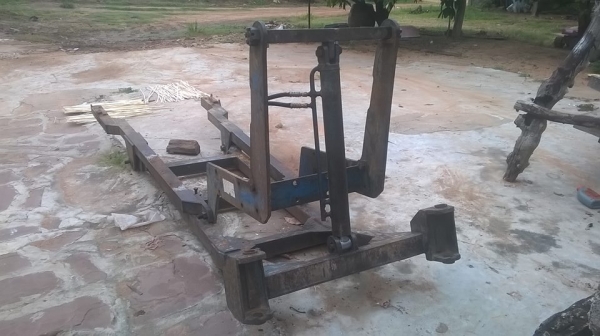 ใบมีดดันหน้ารถไถฟอร์ด SPT สงวนพงษ์