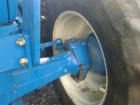 ขายรถไถFord 8210 2เพลาใบมีดสไลด์ได้เก๋งแอร์ เก่าเก็บสภาพสวยพร้อมใช้ ต่อคุณอ๊อฟพิจิตร086-737-9991