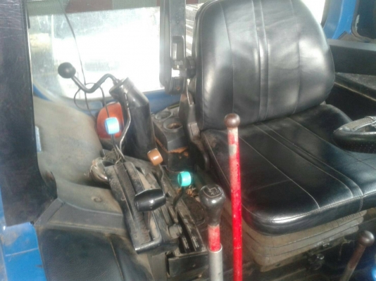 ขายรถไถFord 8210 2เพลาใบมีดสไลด์ได้เก๋งแอร์ เก่าเก็บสภาพสวยพร้อมใช้ ต่อคุณอ๊อฟพิจิตร086-737-9991