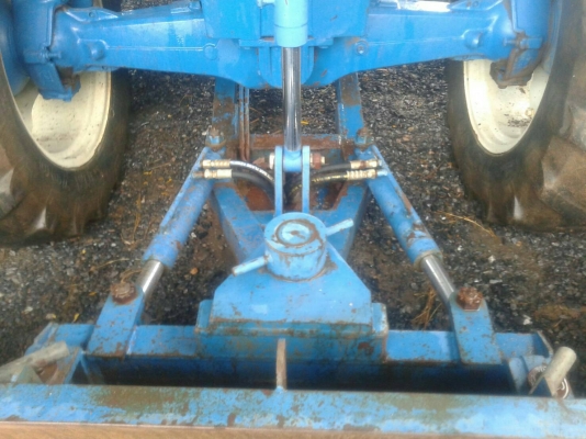 ขายรถไถFord 8210 2เพลาใบมีดสไลด์ได้เก๋งแอร์ เก่าเก็บสภาพสวยพร้อมใช้ ต่อคุณอ๊อฟพิจิตร086-737-9991