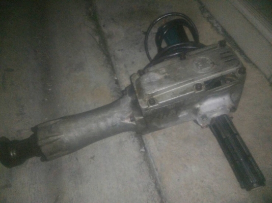 แย็ก สกัดทำลายมากีต้าแท้ เหมา 2 ตัวถูกๆคุ้มๆ