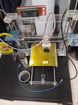 ขายครับ เครื่องปริ้น3มิติ ยี่ห้อ: PIKA โมเดล : Print 3D-3DP-PRUSAI3 Size (cm) : 57x45x21  ตอนซื้อมาต้นปี20,000 ขอขาย15500