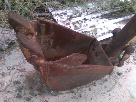 ขาย โคมัสสุ PC20-1 มีผานดันหน้า รถทำงานได้ปกติ เร็ว แรง เอาไปใช้งานได้เลย ขาย โคมัสสุ PC20-1 มีผานดันหน้า รถทำงานได้ปกติ เร็ว แรง เอาไปใช้งานได้เลย