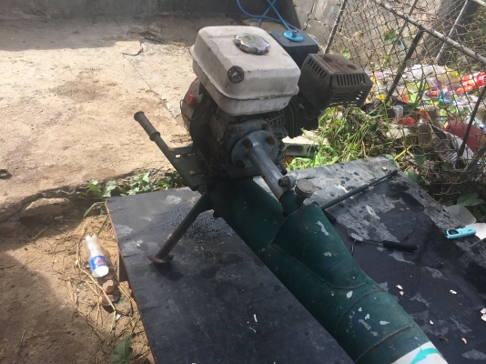 ต้องการขายท่อหน้าสี่พร้อมเครื่องสูบน้ำยาว3เมตร50 เครื่องติดพร้อมใช้งาน