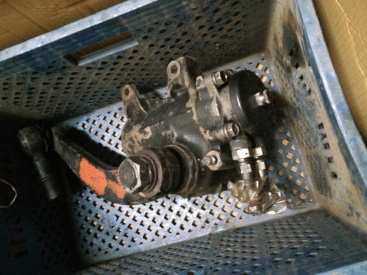 กระปุกพวงมาลัยพาวเวอร์สิบล้อฟูโซ่