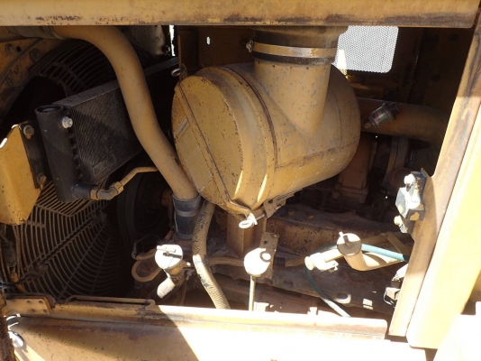 ขาย รถดันดิน 1989 CATERPILLAR D6H LGP Crawler Tractor