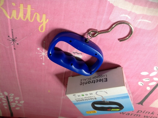 เครื่องชั่งน้ำหนัก ดิจิตอล มือถือ แบบแขวน  รับน้ำหนักได้ 50 กก.