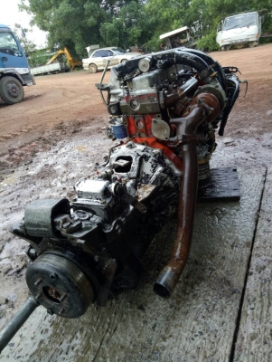 ขายด่วนเครื่องเกียร์หม้อน้ำฮีโน่WO4CTAเทอร์โบพร้อมใบคุมเครื่องสวยติดดีไม่มีไอ