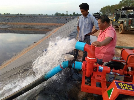 ขายเครื่องสูบน้ำ 4 นิ้วเครื่องยนต์ isuzu เชื้อเพลิงดีเซล ประหยัดน้ำมันโทร.0964105003