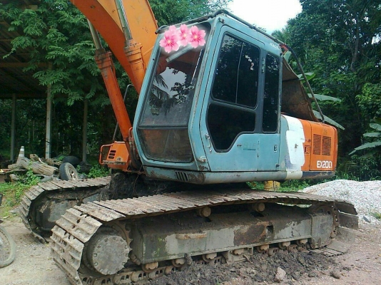 รถแบคโฮ HITACHI EX200-3 ระบบไฟแมกปั๊ม ราคา 420,000 รถแบคโฮ HITACHI EX200-3 ระบบไฟแมกปั๊ม ราคา 420,000