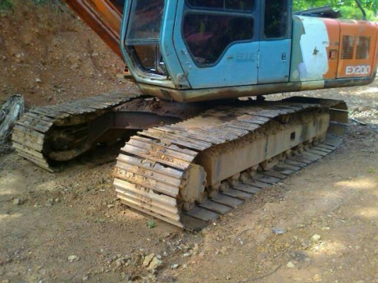 รถแบคโฮ HITACHI EX200-3 ระบบไฟแมกปั๊ม ราคา 420,000 รถแบคโฮ HITACHI EX200-3 ระบบไฟแมกปั๊ม ราคา 420,000
