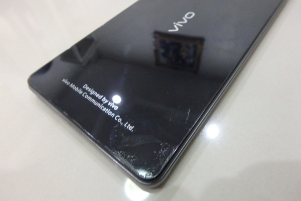 VIVO Y51 สีดำ ติดฟีล์มแล้ว สภาพใหม่ ส่งฟรี