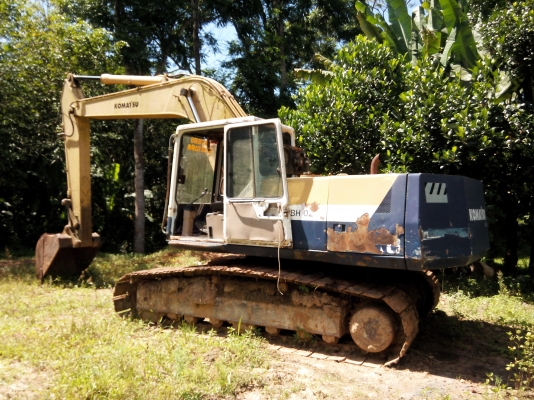 ขายรถแบคโฮ KOMATSU PC200-5 เอกสารอินวอย ระบบไฟเต็ม ราคา 700000