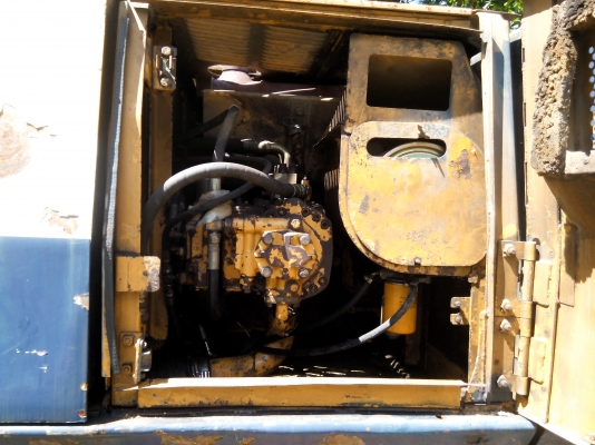 ขายรถแบคโฮ KOMATSU PC200-5 เอกสารอินวอย ระบบไฟเต็ม ราคา 700000 ขายรถแบคโฮ KOMATSU PC200-5 เอกสารอินวอย ระบบไฟเต็ม ราคา 700000