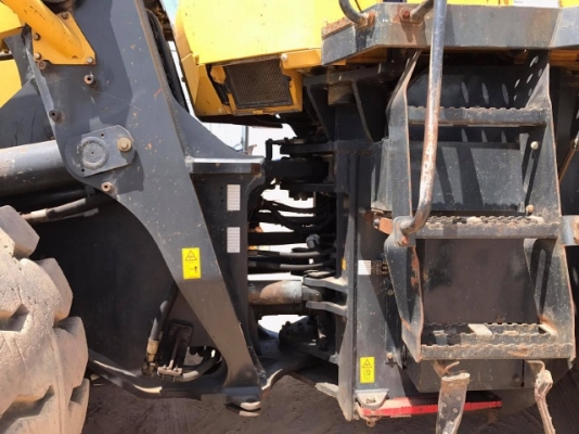 ขายรถตักล้อยาง KOMATSU WA500-6 รถนอกนำเข้าเองจากญี่ปุ่น สภาพสวยพร้อมใช้งาน มีVDOการทำงานครับ ขายรถตักล้อยาง KOMATSU WA500-6 รถนอกนำเข้าเองจากญี่ปุ่น สภาพสวยพร้อมใช้งาน มีVDOการทำงานครับ