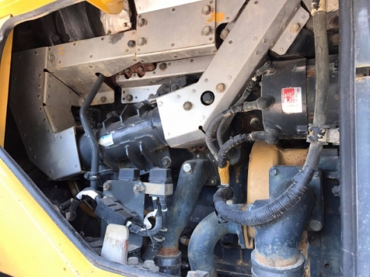 ขายรถตักล้อยาง KOMATSU WA500-6 รถนอกนำเข้าเองจากญี่ปุ่น สภาพสวยพร้อมใช้งาน มีVDOการทำงานครับ ขายรถตักล้อยาง KOMATSU WA500-6 รถนอกนำเข้าเองจากญี่ปุ่น สภาพสวยพร้อมใช้งาน มีVDOการทำงานครับ