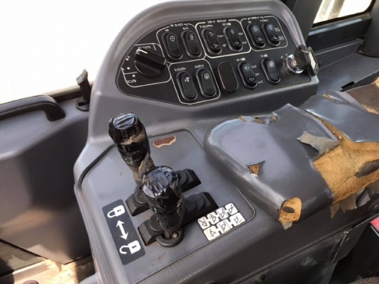 ขายรถตักล้อยาง KOMATSU WA500-6 รถนอกนำเข้าเองจากญี่ปุ่น สภาพสวยพร้อมใช้งาน มีVDOการทำงานครับ ขายรถตักล้อยาง KOMATSU WA500-6 รถนอกนำเข้าเองจากญี่ปุ่น สภาพสวยพร้อมใช้งาน มีVDOการทำงานครับ