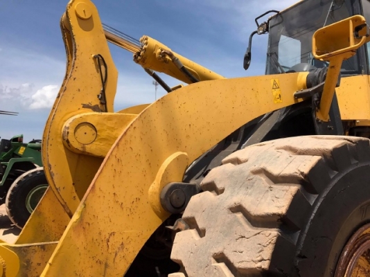 ขายรถตักล้อยาง KOMATSU WA500-6 รถนอกนำเข้าเองจากญี่ปุ่น สภาพสวยพร้อมใช้งาน มีVDOการทำงานครับ ขายรถตักล้อยาง KOMATSU WA500-6 รถนอกนำเข้าเองจากญี่ปุ่น สภาพสวยพร้อมใช้งาน มีVDOการทำงานครับ