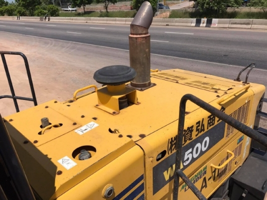 ขายรถตักล้อยาง KOMATSU WA500-6 รถนอกนำเข้าเองจากญี่ปุ่น สภาพสวยพร้อมใช้งาน มีVDOการทำงานครับ ขายรถตักล้อยาง KOMATSU WA500-6 รถนอกนำเข้าเองจากญี่ปุ่น สภาพสวยพร้อมใช้งาน มีVDOการทำงานครับ