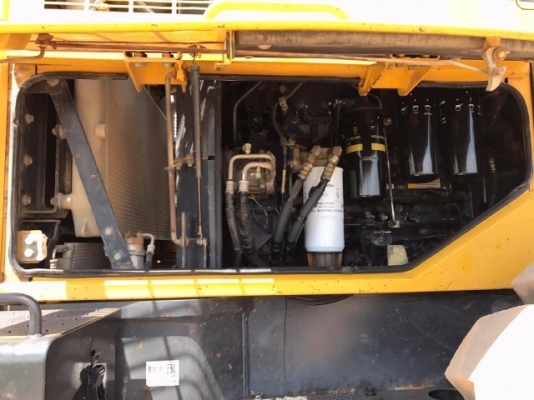 ขายรถตักล้อยาง KOMATSU WA500-6 รถนอกนำเข้าเองจากญี่ปุ่น สภาพสวยพร้อมใช้งาน มีVDOการทำงานครับ ขายรถตักล้อยาง KOMATSU WA500-6 รถนอกนำเข้าเองจากญี่ปุ่น สภาพสวยพร้อมใช้งาน มีVDOการทำงานครับ