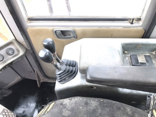 ขายรถตักล้อยาง TCM L27 รถนอกนำเข้าจากญี่ปุ่น สภาพสวยพร้อมใช้ มีVDOการทำงานครับ ขายรถตักล้อยาง TCM L27 รถนอกนำเข้าจากญี่ปุ่น สภาพสวยพร้อมใช้ มีVDOการทำงานครับ