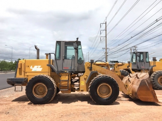 ขายรถตักล้อยาง TCM L27 รถนอกนำเข้าจากญี่ปุ่น สภาพสวยพร้อมใช้ มีVDOการทำงานครับ ขายรถตักล้อยาง TCM L27 รถนอกนำเข้าจากญี่ปุ่น สภาพสวยพร้อมใช้ มีVDOการทำงานครับ