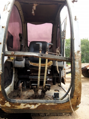 ขายรถแบคโฮ KOBELCO SK120-Vธรรมดา ตัดระบบไฟให้แล้ว ราคา 400000
