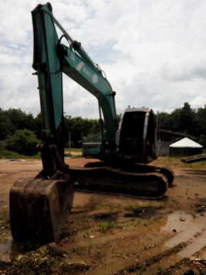 ขายรถแบคโฮ KOBELCO SK120-Vธรรมดา ตัดระบบไฟให้แล้ว ราคา 400000 ขายรถแบคโฮ KOBELCO SK120-Vธรรมดา ตัดระบบไฟให้แล้ว ราคา 400000