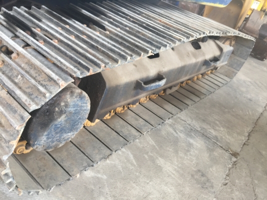 Komatsu PC200-8 สภาพดี พร้อมใช้งาน สนใจติดต่อ 0813553478