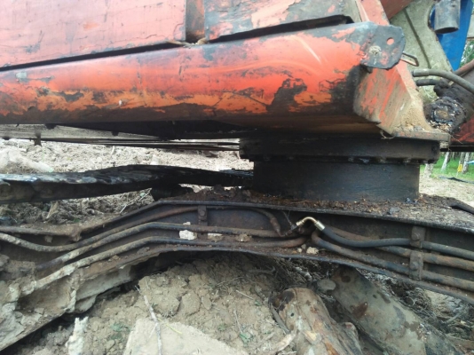ขายรถแบคโฮ HITACHI 60 ราคา 185000 พร้อมหัวคีปไม้กับบุ้งกี๋ ขายรถแบคโฮ HITACHI 60 ราคา 185000 พร้อมหัวคีปไม้กับบุ้งกี๋