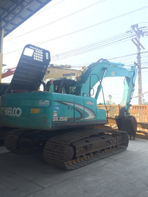 Kobelco SK200-8 รถเก่านำเข้าจากญี่ปุ่น สภาพสวย สนใจติดต่อ 0813553478