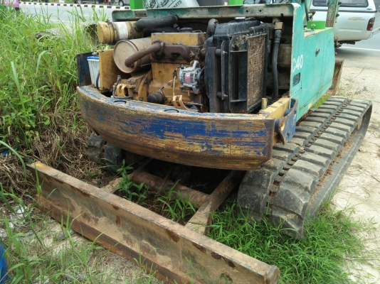 ขายรถแบคโฮ KOMATSU PC40-6 ราคา 220000 ขายรถแบคโฮ KOMATSU PC40-6 ราคา 220000