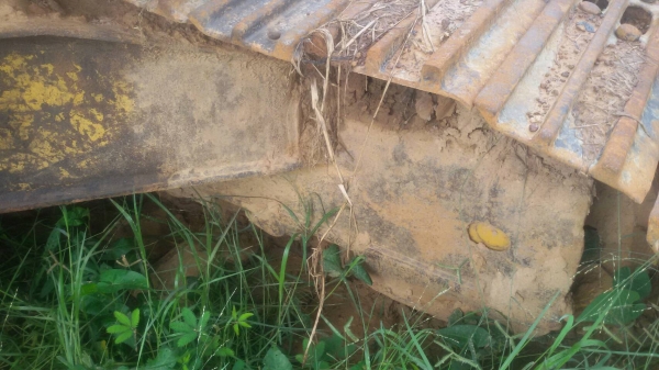 ขายรถแบคโฮ KOMATSU PC200-5 คอลโทรลสั้น เอกสารเล่ม ราคา 390000 ขายรถแบคโฮ KOMATSU PC200-5 คอลโทรลสั้น เอกสารเล่ม ราคา 390000