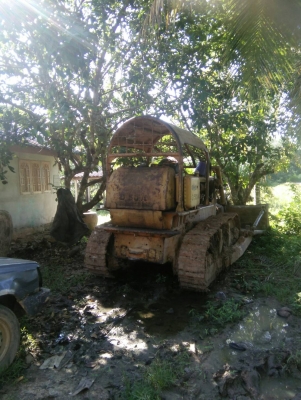 ขายรถแทรคเตอร์ KOMATSU D50A-15 ห้องเลี้ยวแห้ง ราคา 360000