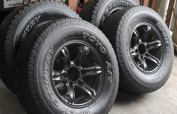 ล้อเล็บเหยี่ยวแท้ 16 ยาง TOYO Japan 265 70 ล้อเล็บเหยี่ยวแท้ 16 ยาง TOYO Japan 265 70