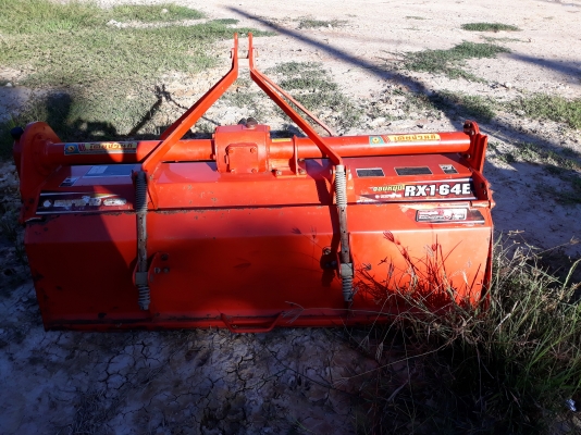 ขายรถไถL3608spปี57ปลายปีอุปกรณ์3ชิ้นพร้อมใช้งานครับ ขายรถไถL3608spปี57ปลายปีอุปกรณ์3ชิ้นพร้อมใช้งานครับ