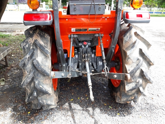 ขายรถไถL3608spปี57ปลายปีอุปกรณ์3ชิ้นพร้อมใช้งานครับ ขายรถไถL3608spปี57ปลายปีอุปกรณ์3ชิ้นพร้อมใช้งานครับ