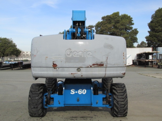 รถสั่งนำเข้าGenie S125 ยกสูงรวม 39 เมตร 062-709-1747 รถสั่งนำเข้าGenie S125 ยกสูงรวม 39 เมตร 062-709-1747