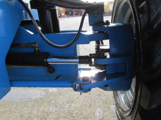 รถสั่งนำเข้าGenie S125 ยกสูงรวม 39 เมตร 062-709-1747 รถสั่งนำเข้าGenie S125 ยกสูงรวม 39 เมตร 062-709-1747