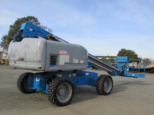 รถสั่งนำเข้าGenie S125 ยกสูงรวม 39 เมตร 062-709-1747 รถสั่งนำเข้าGenie S125 ยกสูงรวม 39 เมตร 062-709-1747