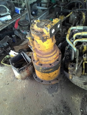 ปั้มไฮดรอลิกเฟืองสวิงแมชชีนเนอรี่พร้อมมอเตอร์และคอนโทรลวาล์วได้ทั้ง 3 อย่างครบ.