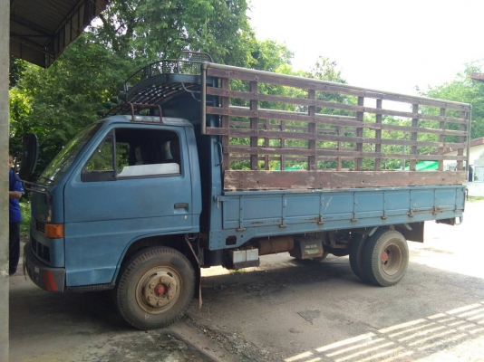Isuzu NPR59LU 115 ห้างแท้ปี37 เกียรสั้นหัวยกได้ืพร้อมคอกอย่างงาม เล่มพร้อม