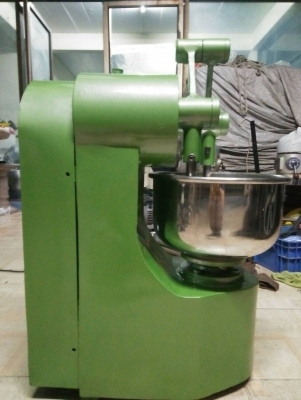 เครื่องตีแป้ง 2 แขน ความจุ 5 กิโล 10ลิตร