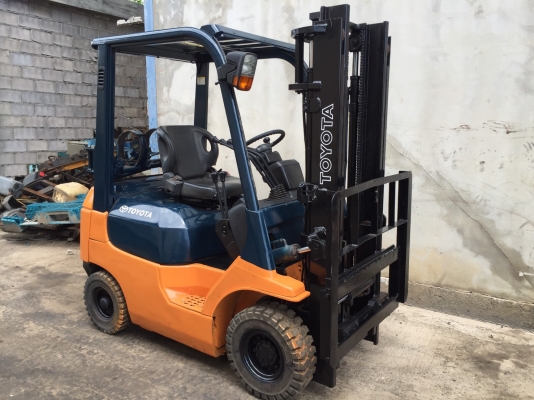 ขายด่วนน!! TOYOTA รุ่น 7 FG15 เสา 3 เมตร เกียร์ Manual ขายด่วนน!! TOYOTA รุ่น 7 FG15 เสา 3 เมตร เกียร์ Manual