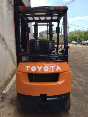 ขายด่วนน!! TOYOTA รุ่น 7 FG15 เสา 3 เมตร เกียร์ Manual ขายด่วนน!! TOYOTA รุ่น 7 FG15 เสา 3 เมตร เกียร์ Manual