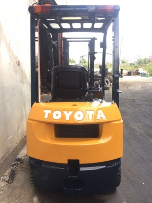 ขายด่วนน!! TOYOTA รุ่น 7 FG15 เสา 3 เมตร เกียร์ Auto