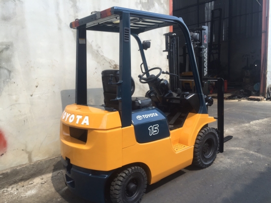 ขายด่วนน!! TOYOTA รุ่น 7 FG15 เสา 3 เมตร เกียร์ Auto