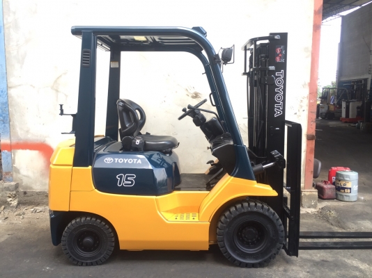 ขายด่วนน!! TOYOTA รุ่น 7 FG15 เสา 3 เมตร เกียร์ Auto